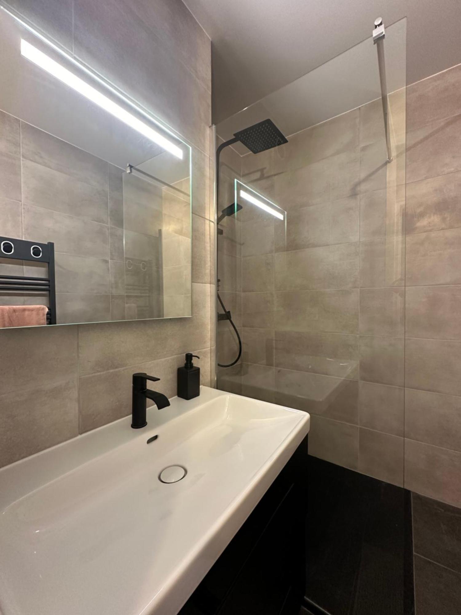 Appartement Proche Paris-Aeroport Cdg-Gare-Disney Villiers-le-Bel Kültér fotó